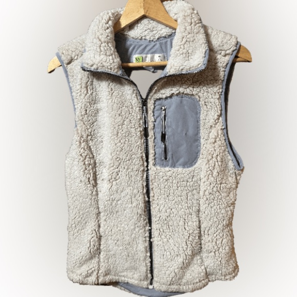 Halcyon faux fur zipper vest Size small